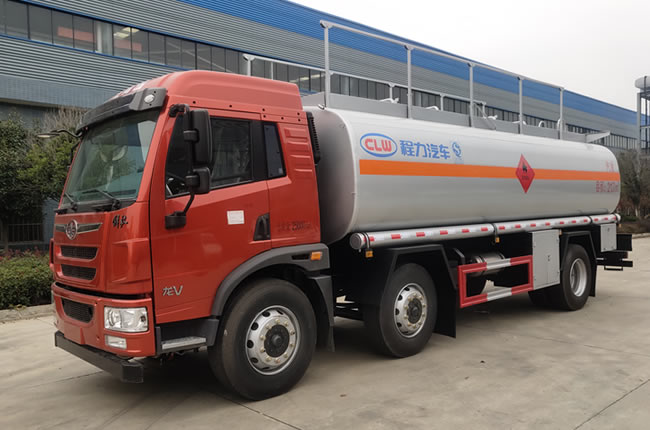 一汽青島解放龍V19噸油罐車