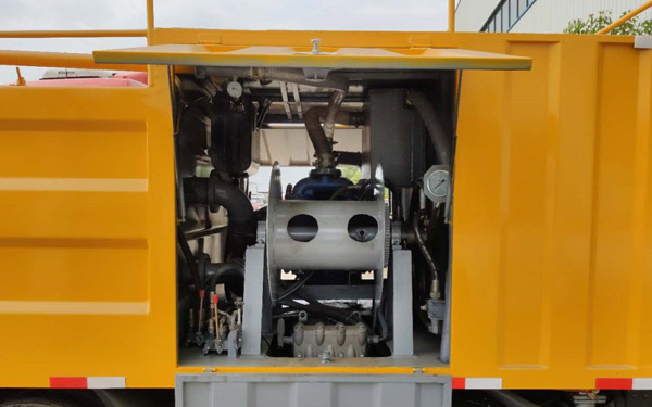 東風D6污水處理車（黃牌）